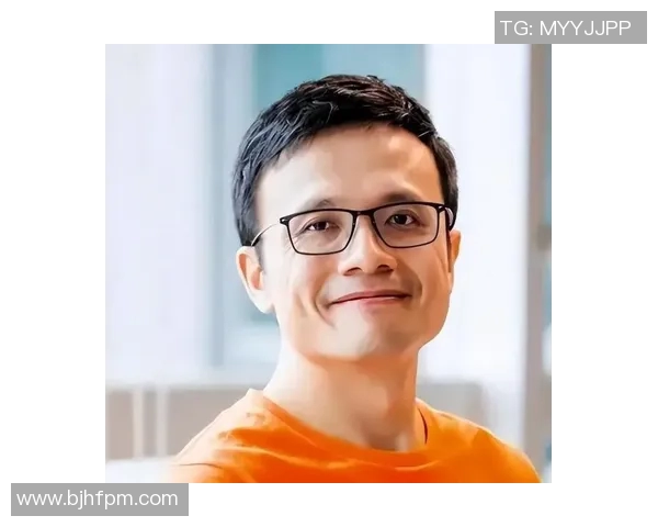 从贫困到辉煌出身寒门的足球明星如何逆袭人生的传奇故事