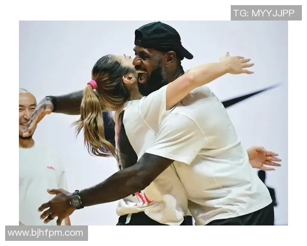 花式明星篮球盛宴揭秘球场上的创意与激情碰撞