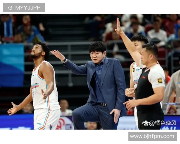 用抽奖活动致敬篮球明星展现运动精神与热爱球迷的独特方式